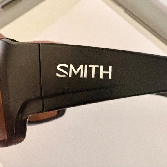 SMITH Guide Choice Black Matte Men's Sunglasses - Picture 3 of 4